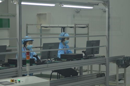 18秒一臺(tái)電腦的智造奇跡 走進(jìn)長(zhǎng)城山西云工廠